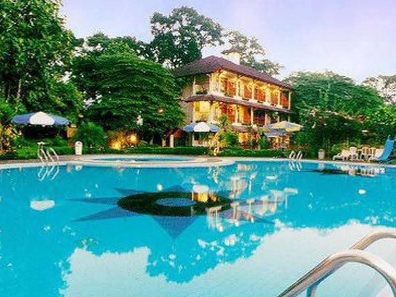 Hotel Taman Sari Sukabumi Exterior foto